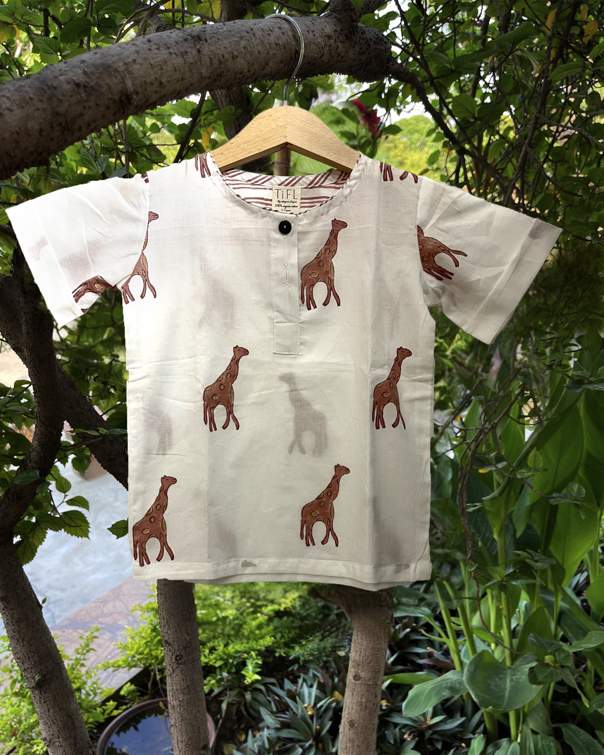 Casual kid wear with Graceful Giraffe Print