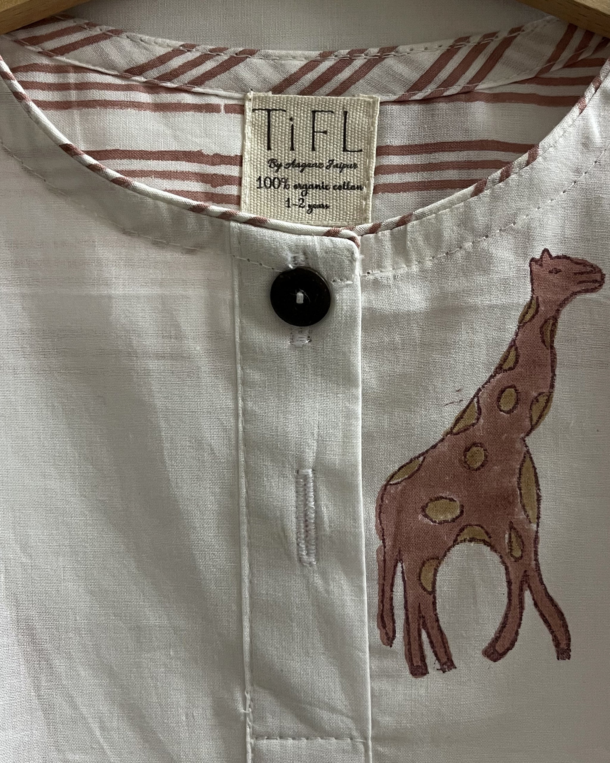 Casual kid wear with Graceful Giraffe Print