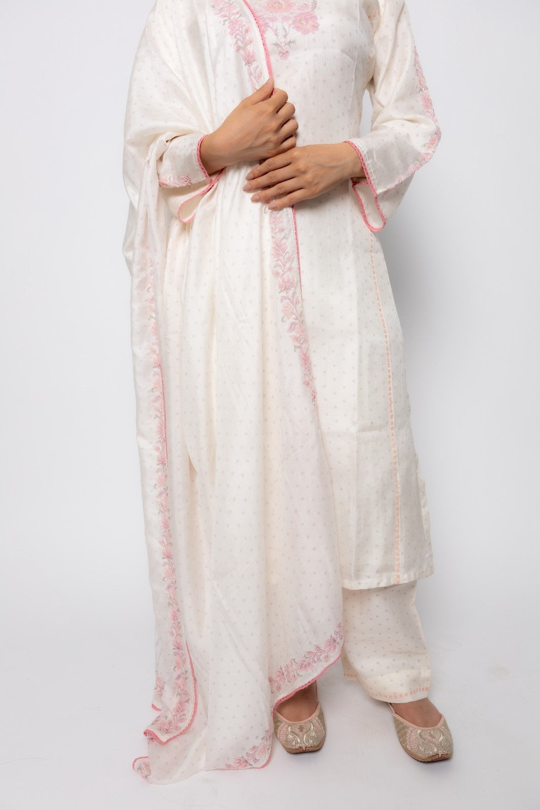 Nikkhat Silk Kurta Set